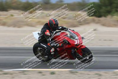 media/Nov-15-2025-Race Pace (Sat) [[8de605a2d8]]/Verified Riders/Turn 8 Inside (935am)/